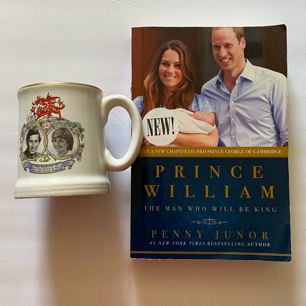 2 Pcs… Princess Diana Mug + Prince William Book 📚